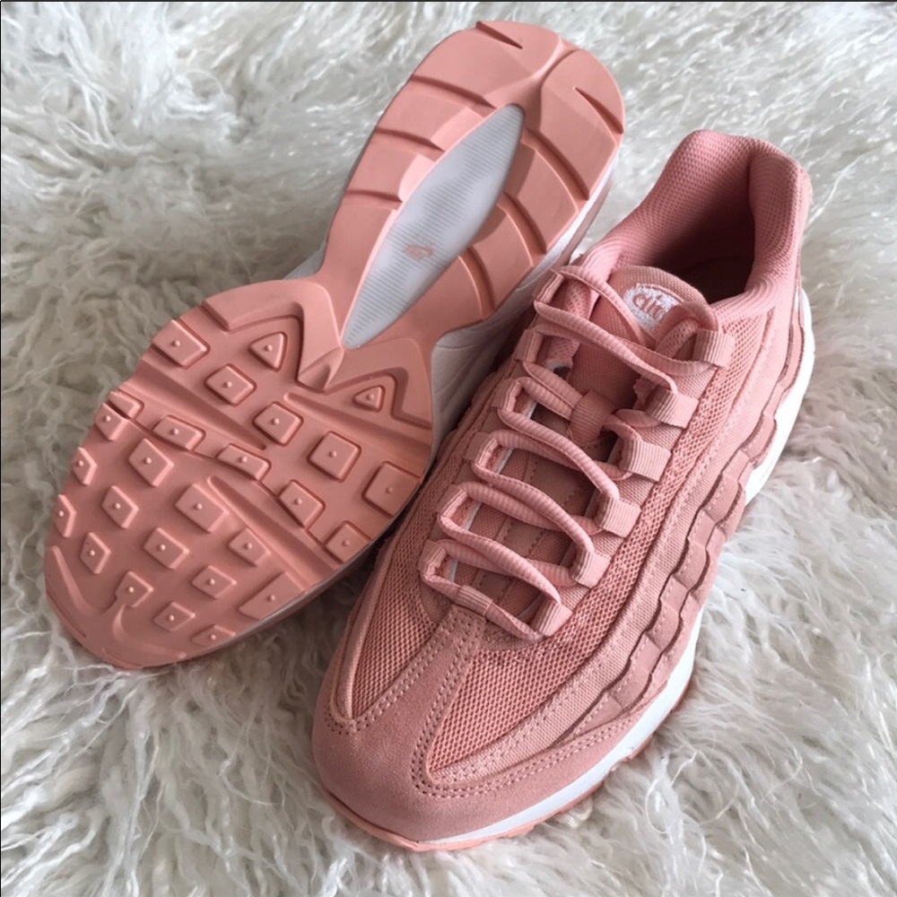 NWT Nike Air Max 95 Suede Pink - Picture 8 of 8